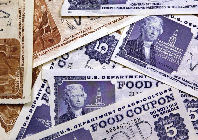 The Senate on Monday opened debate on a $955 billion farm bill that would reduce federal spending by as much as $23 billion over the next 10 years by cutting funding for food stamps and eliminating some farm-support programs. (Photo: Tim Boyle/Getty Images)