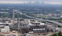 EPA investigating release of potentially dangerous leak after Houston refinery damaged by Harvey