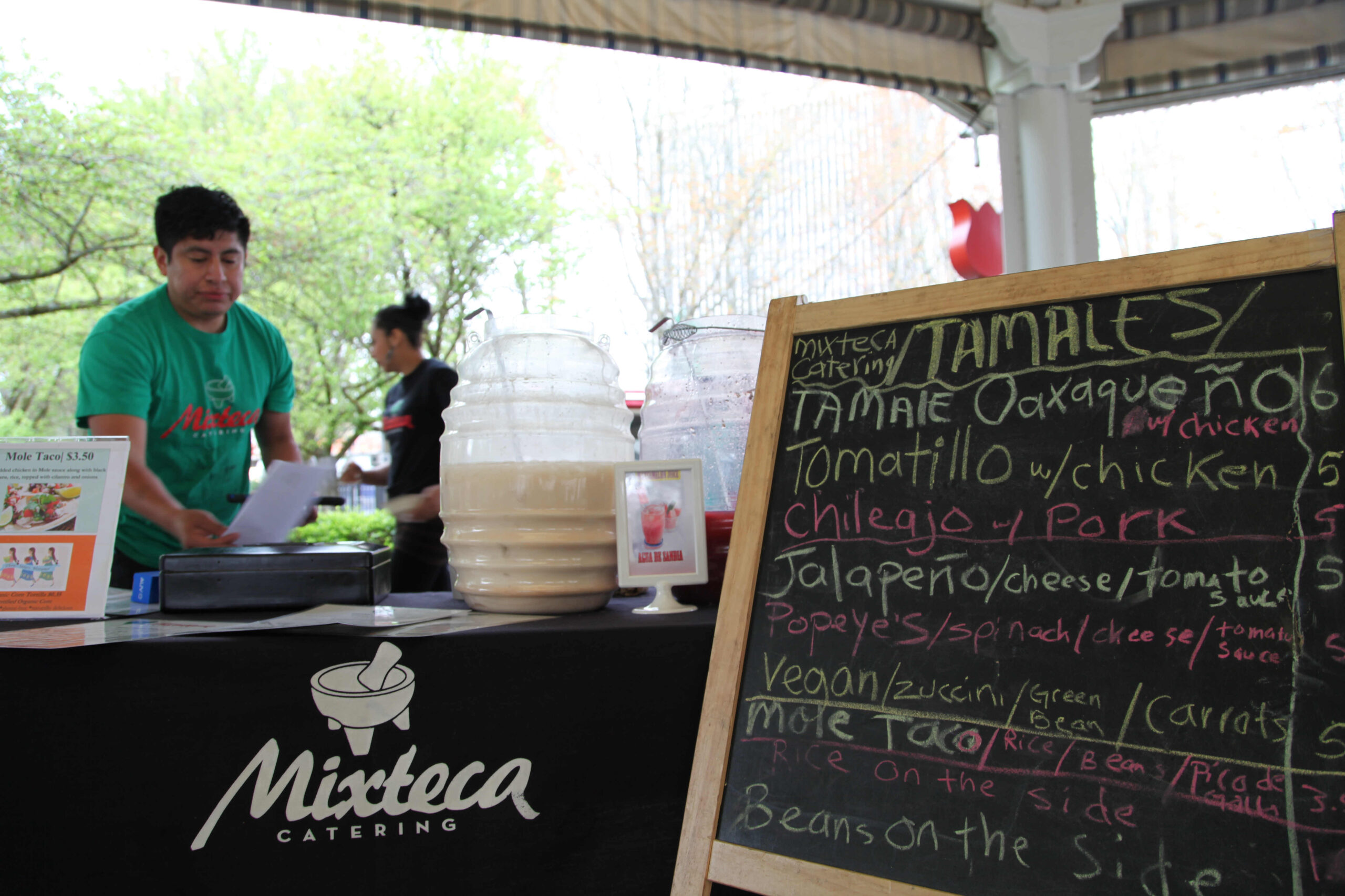 Organizations aim to train immigrant entrepreneurs