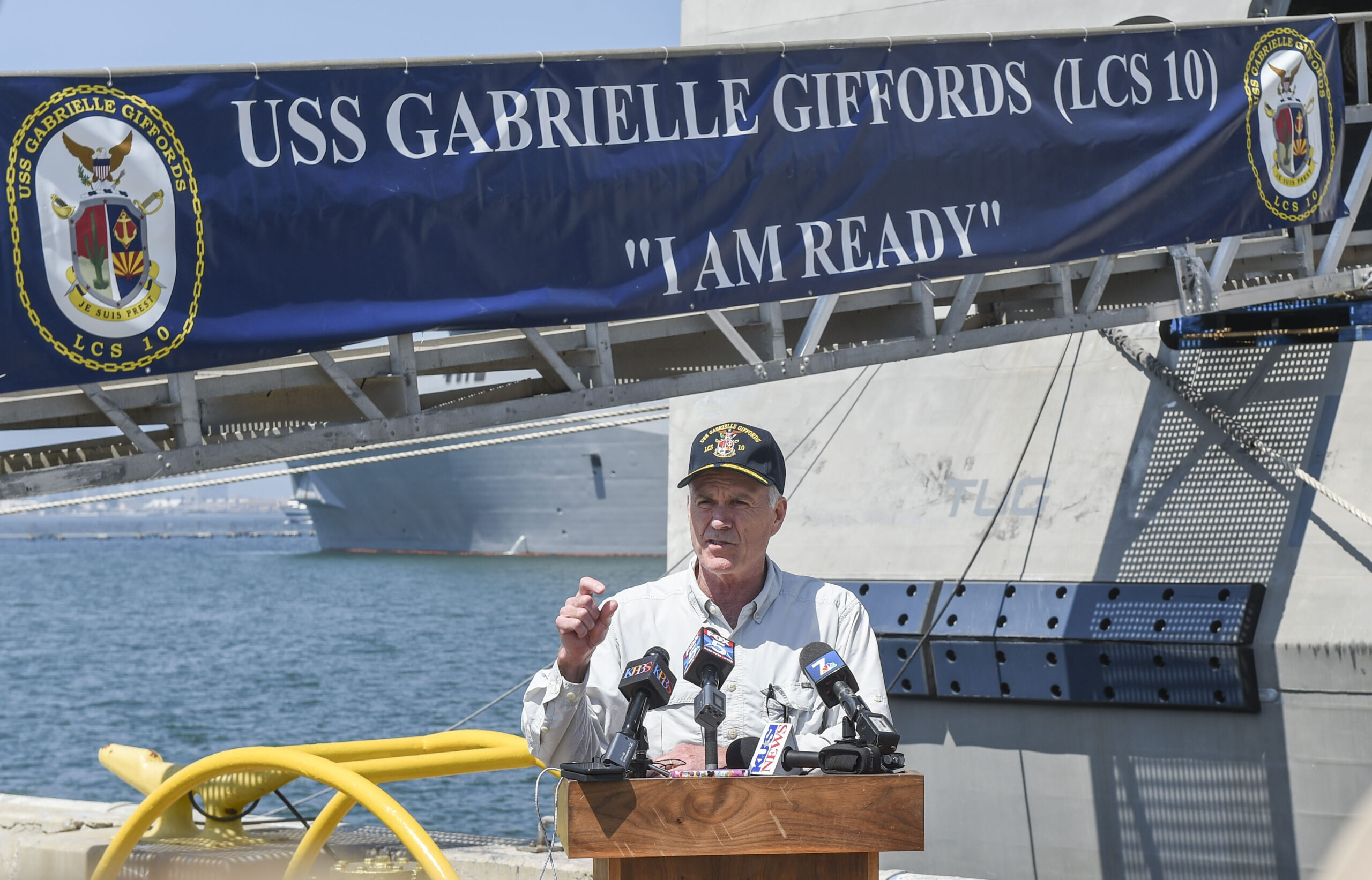 Navy secretary defends decision to buy just one littoral combat ship