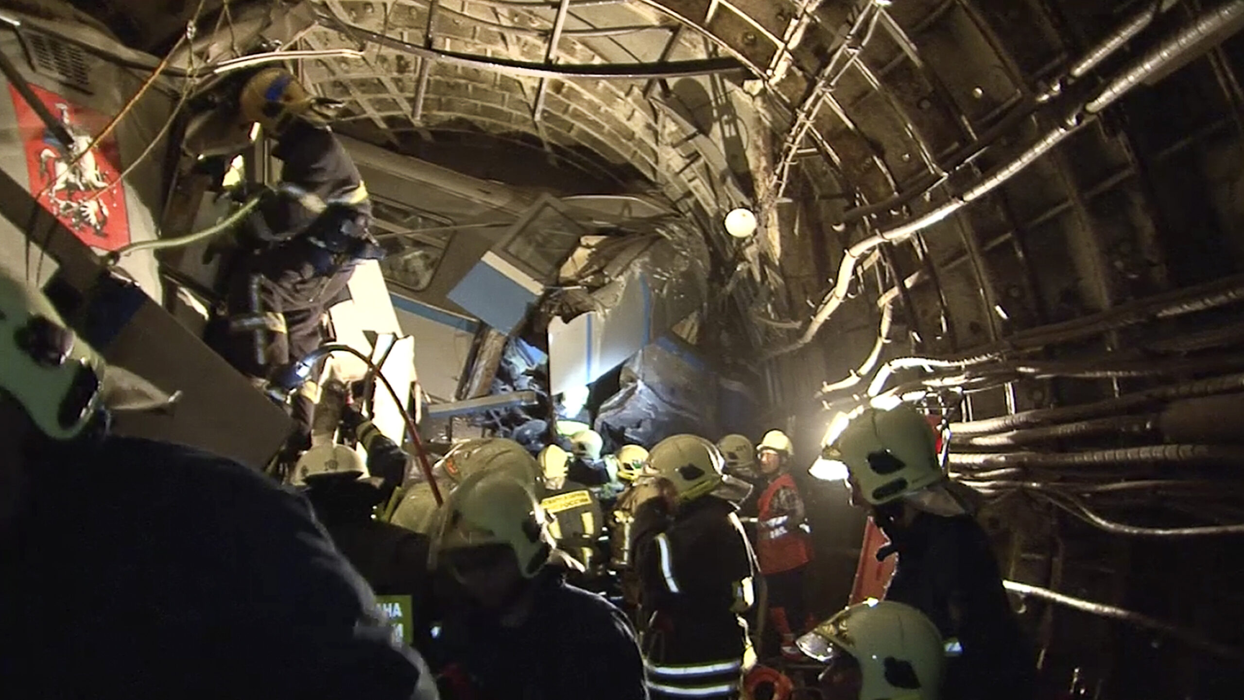 Rush-hour Moscow subway derails: 21 dead, 136 hurt