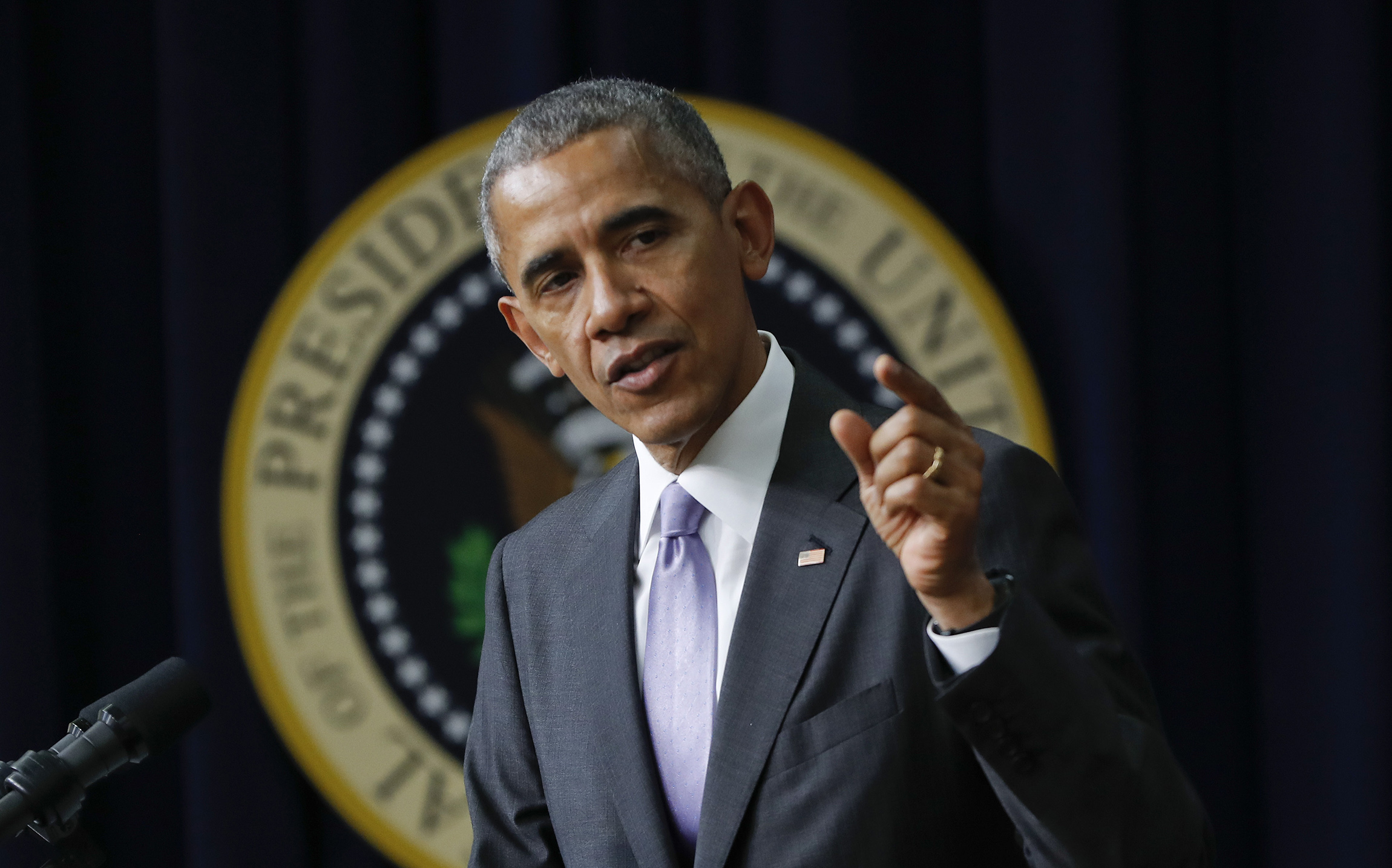 Obama vows retaliation against Russia over hacks
