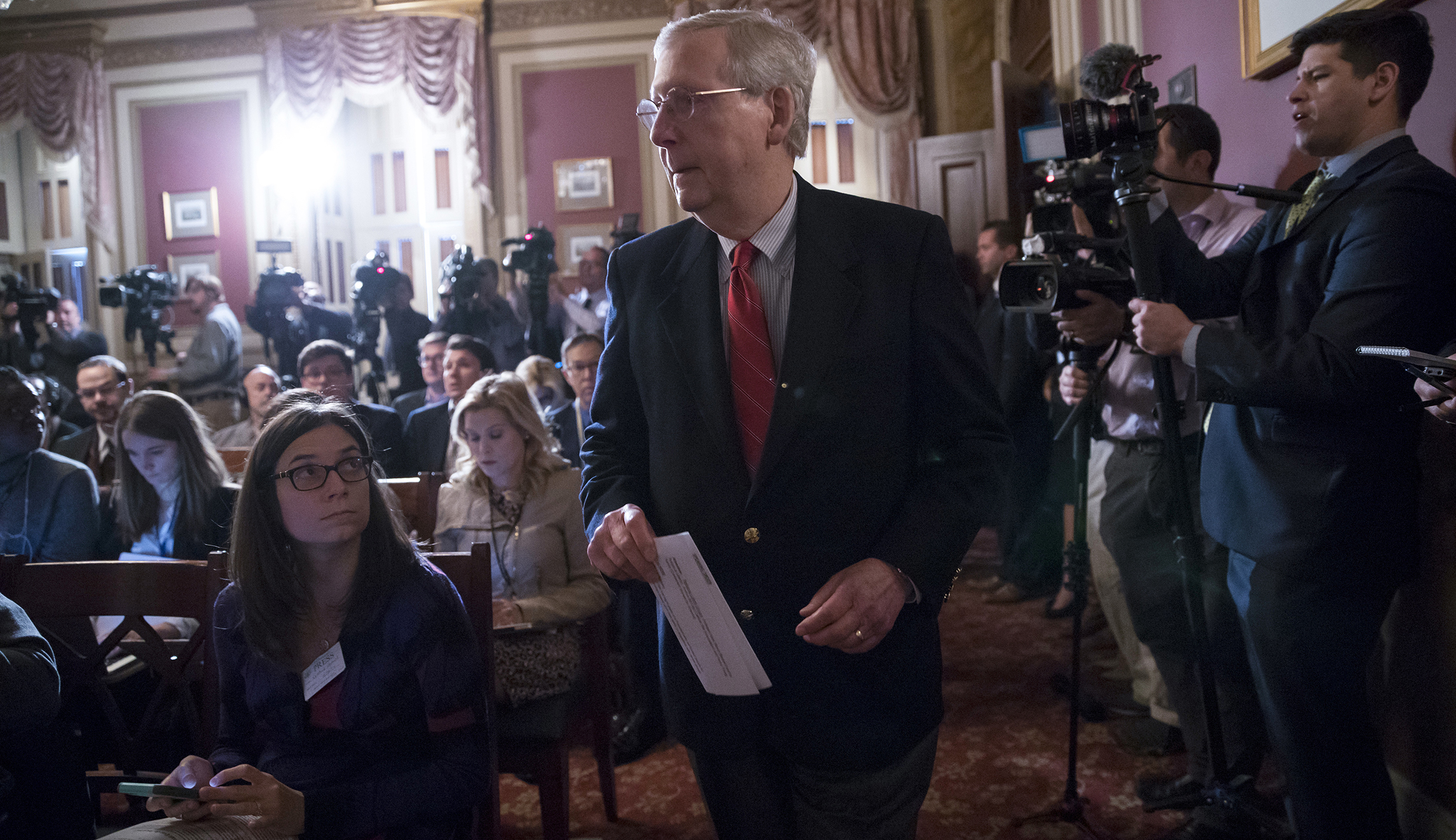 Indictment-obsessed press yawns at Republican agenda