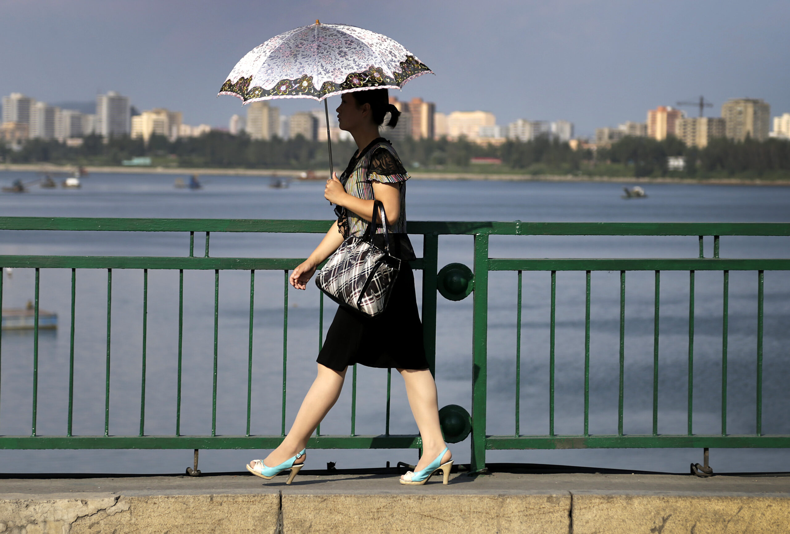 Change afoot in N. Korean capital? In fashion, yes