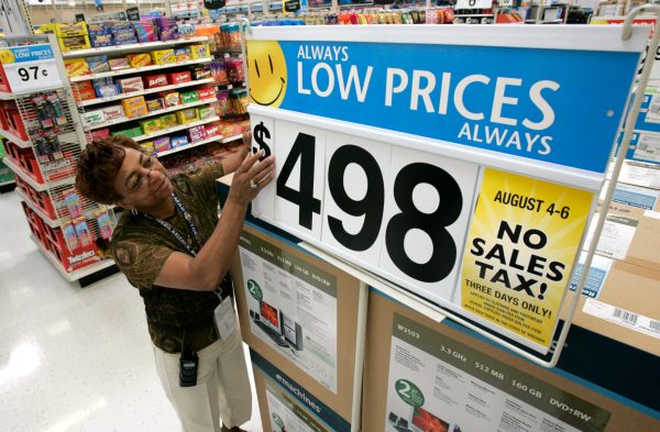 How D.C.’s effort to raise the minimum wage helps Walmart