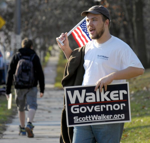 Right radio host’s name appears in Walker recall