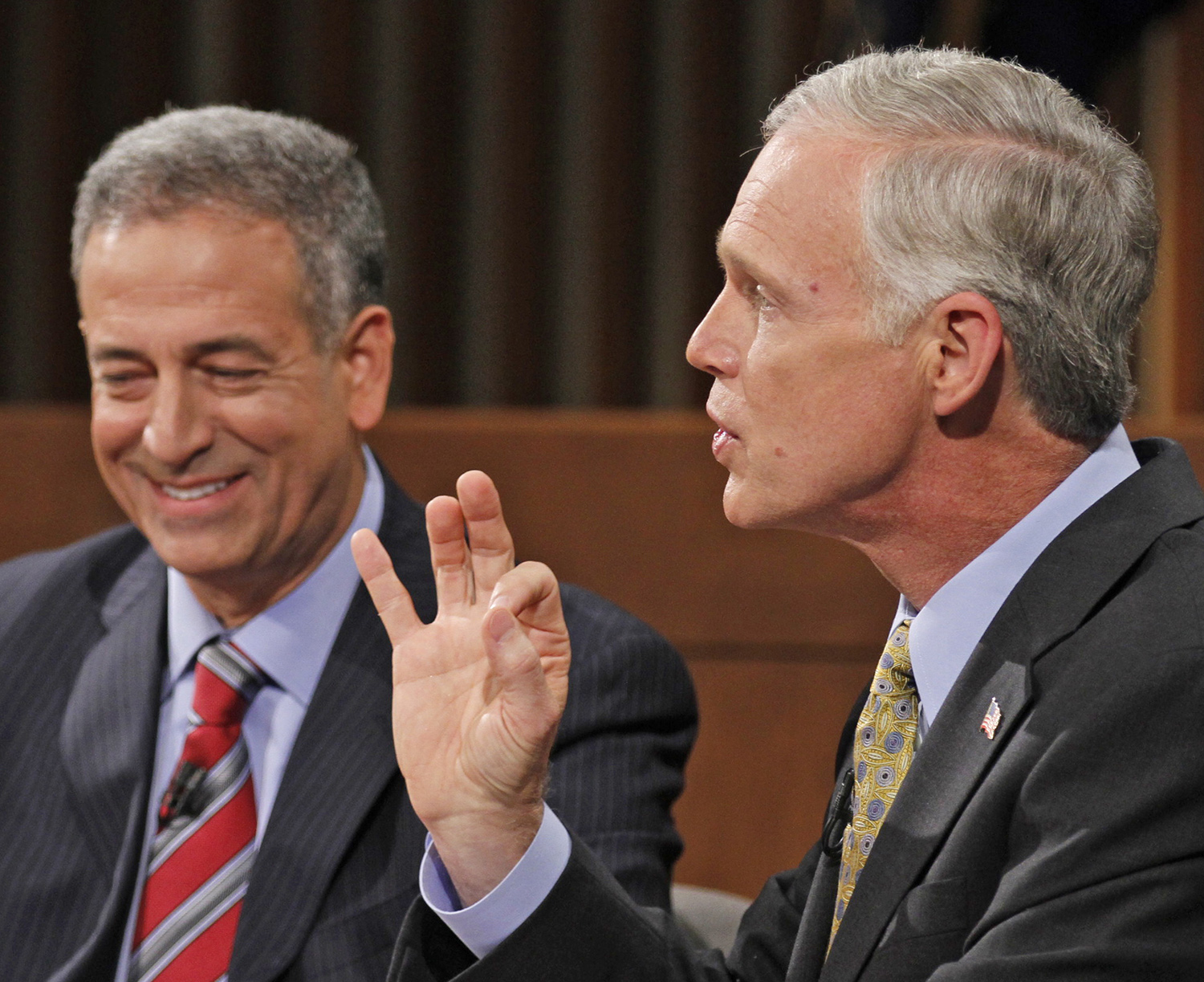 Wisconsin Senate race a dead heat between Johnson and Feingold