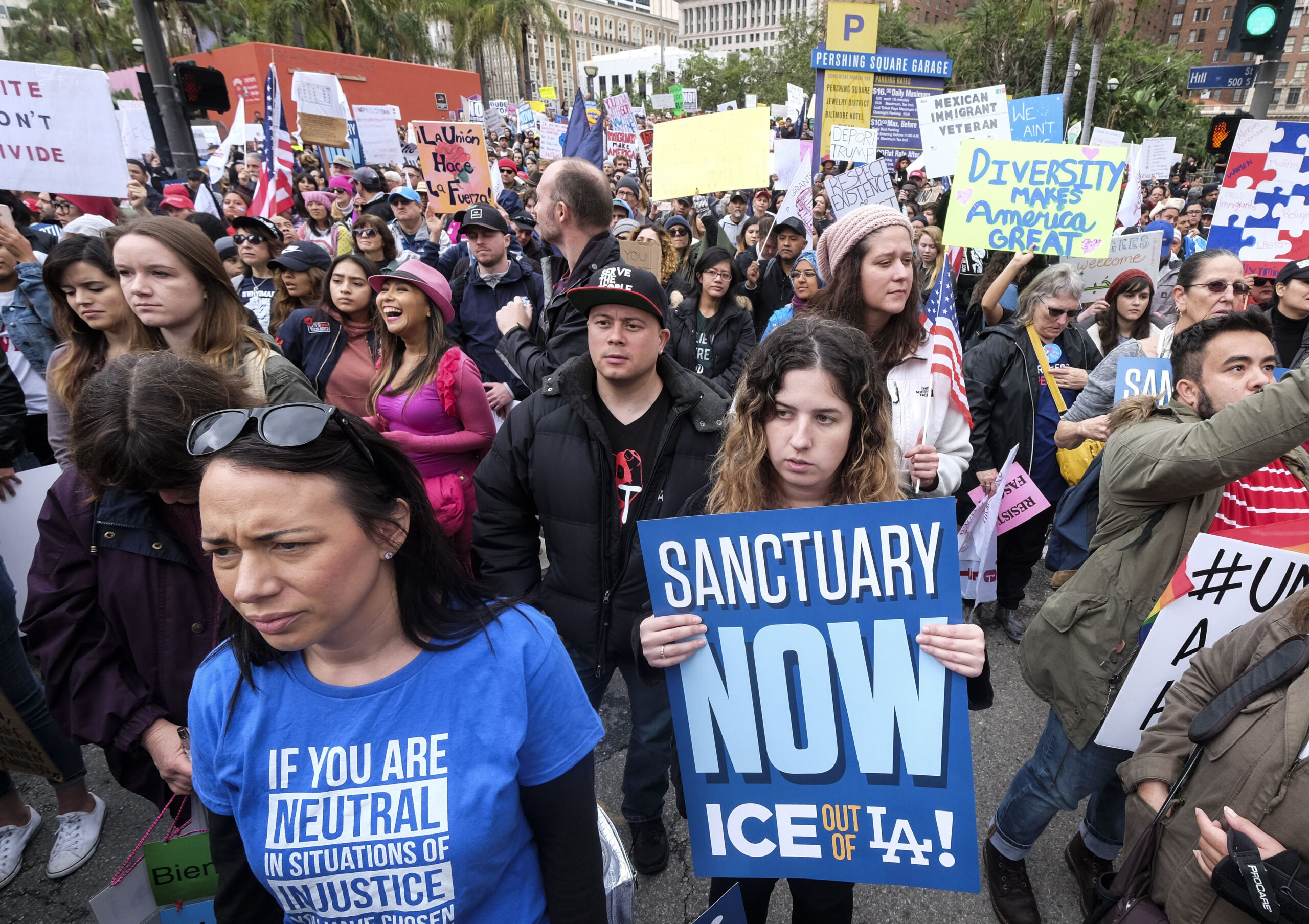 ICE: 950,000 illegals with ‘removal orders’ free, raids get just a sliver