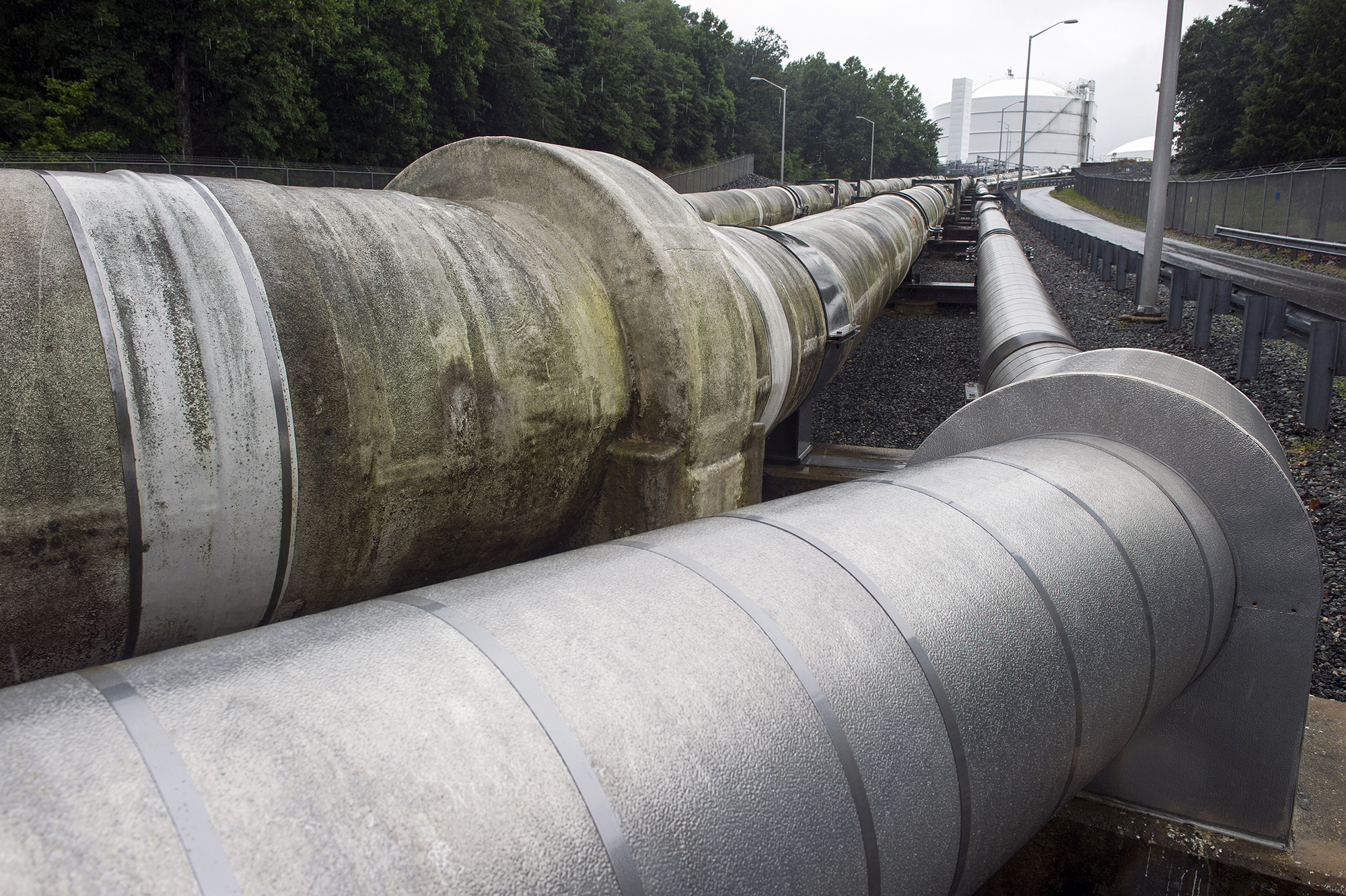 Natural gas imports drop as U.S. looks to become an exporter
