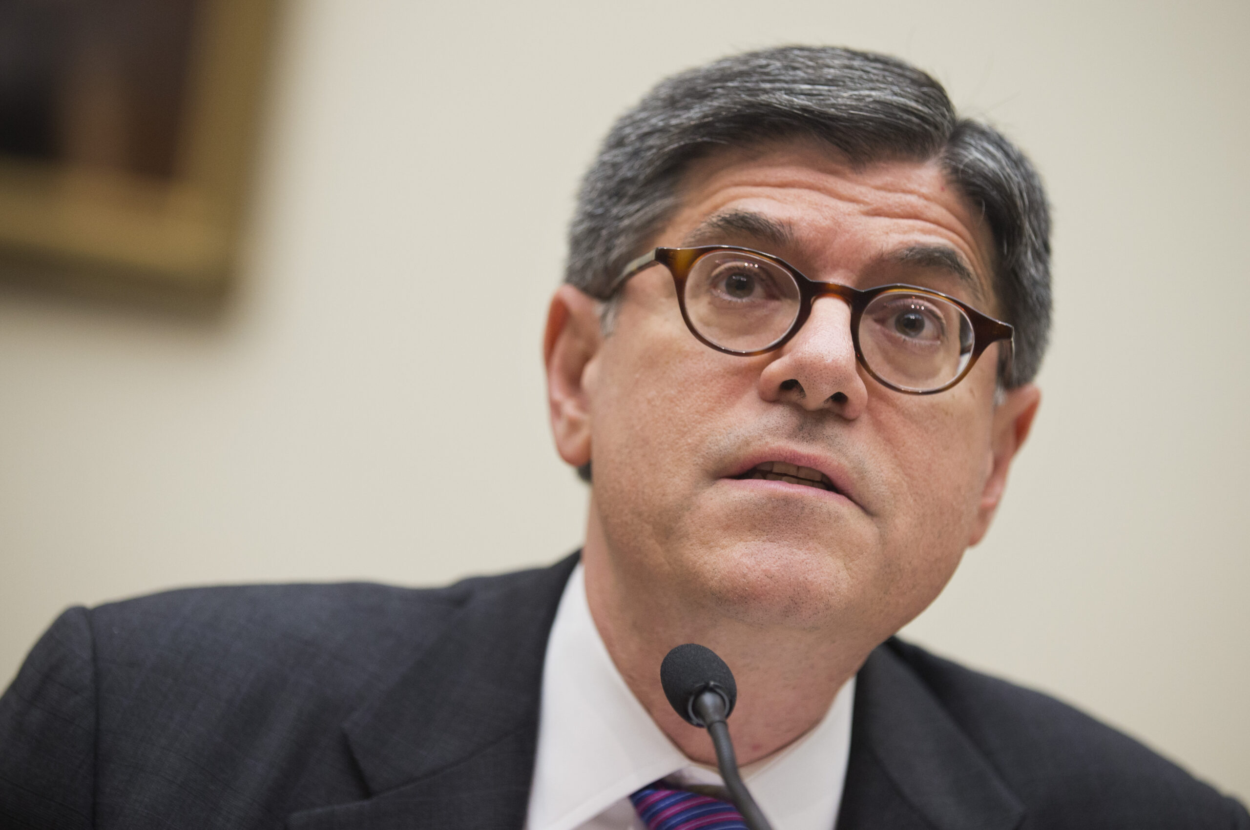 Lew presses Beijing to ease exchange rate controls