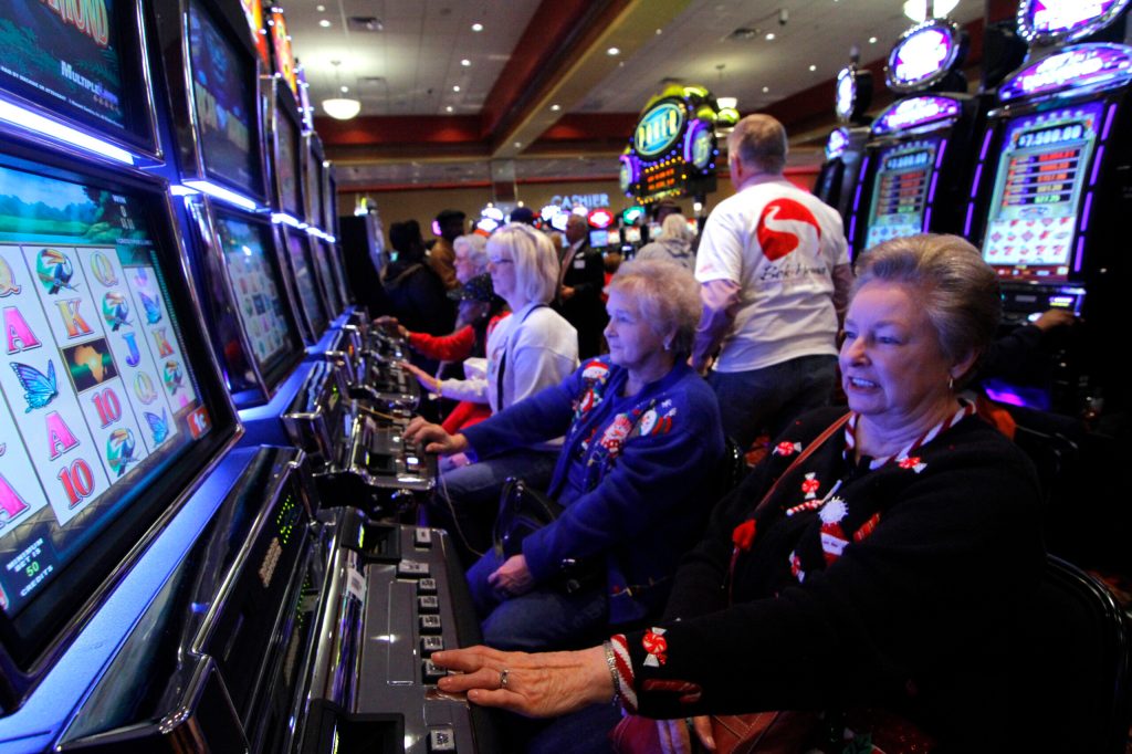 Congress mulls federal labor exception for Indian tribes