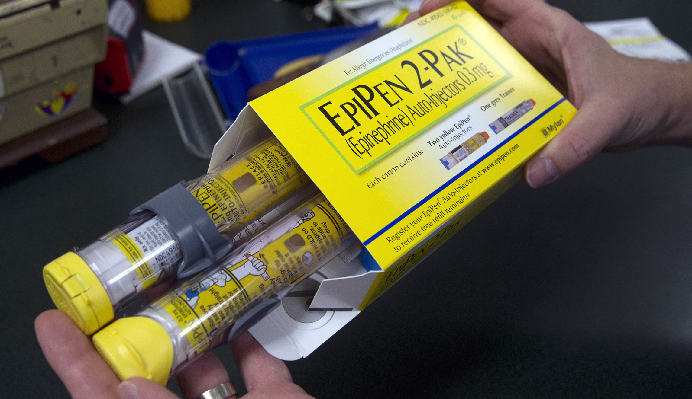 EpiPen maker seeks meeting with Chuck Grassley over subpoena threat, report says