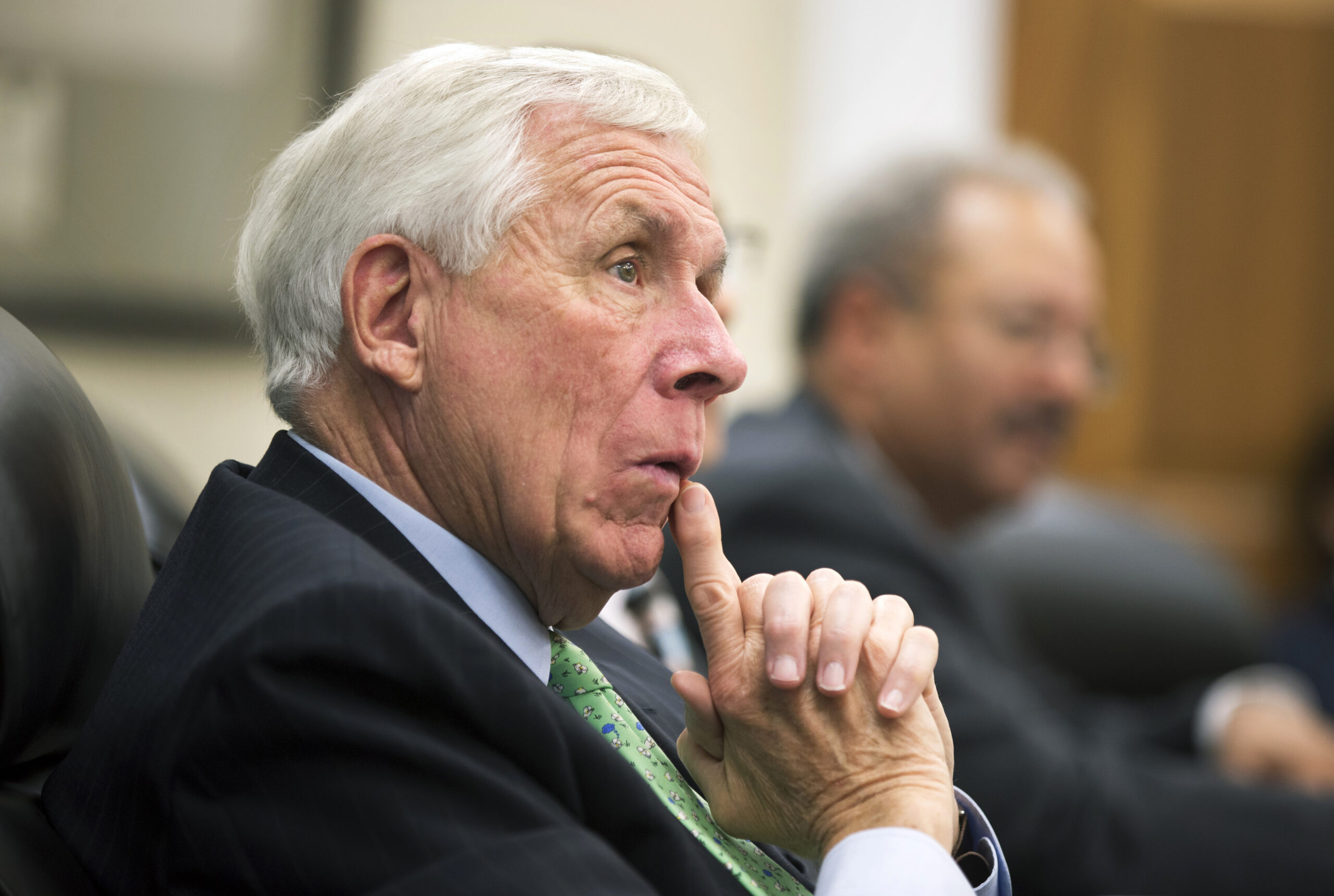House retirements, on balance, slightly favor Republicans