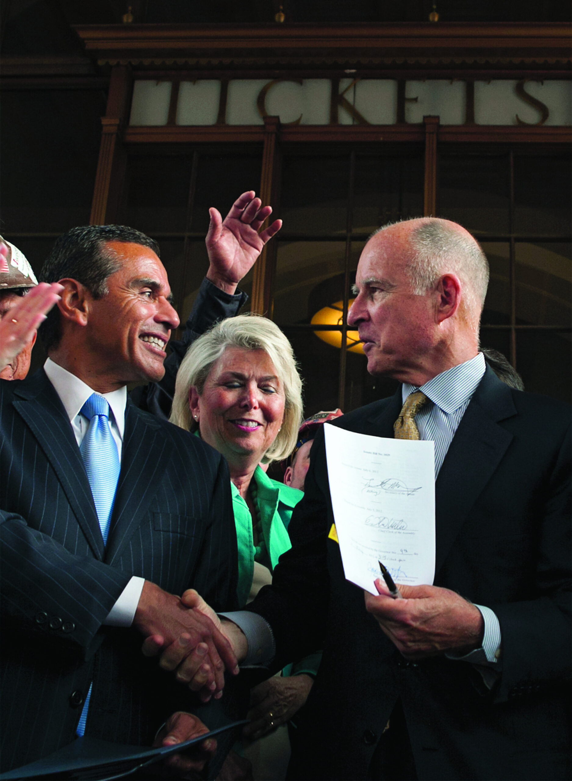 Calif bullet train faces funding, legal challenges