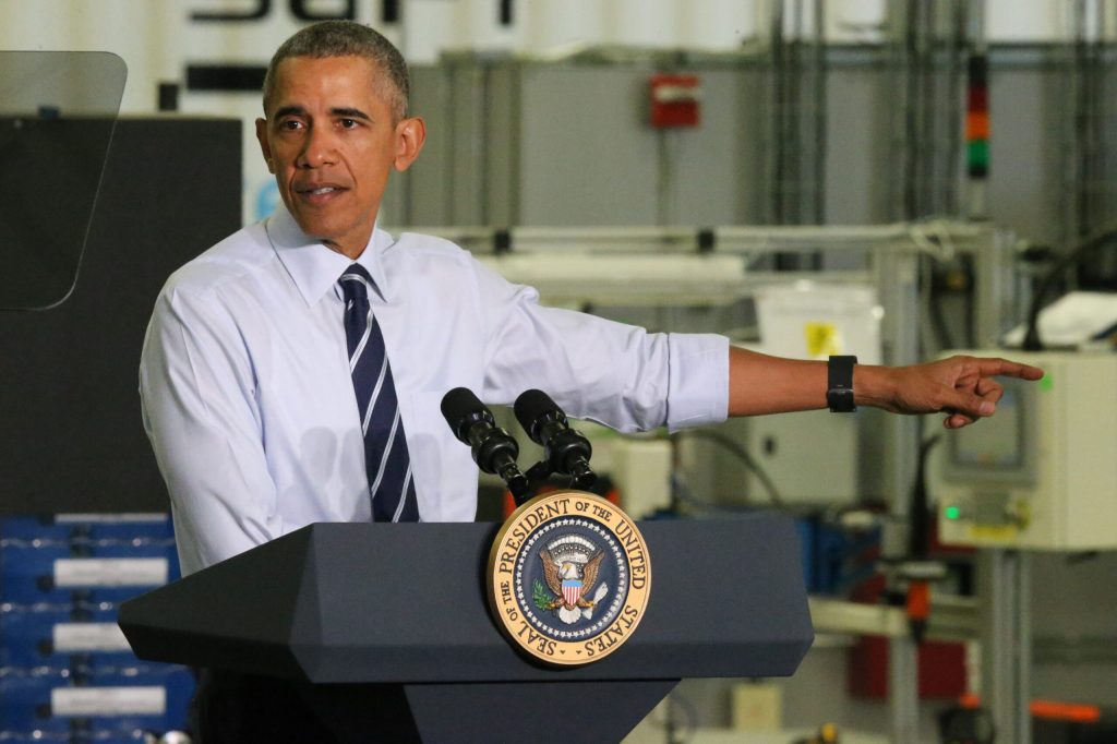Obama cites gains in fight against Islamic State