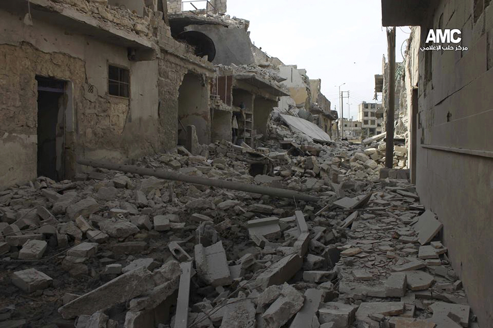 Syrian airstrikes kill at least 18 in Aleppo