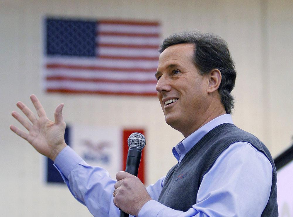 Iowa: Santorum, Romney leading in tight vote