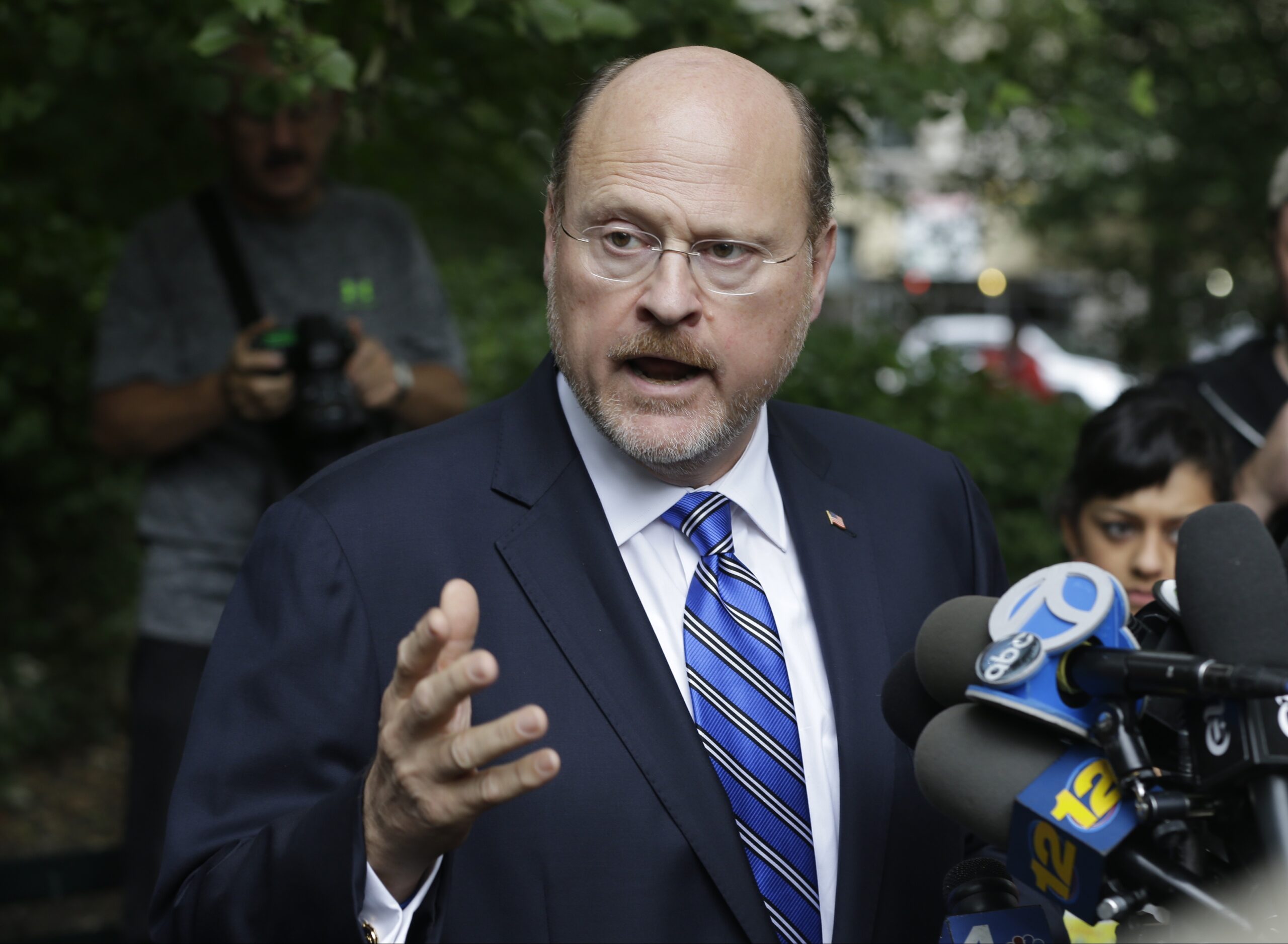 New York appeals court lifts contribution limit
