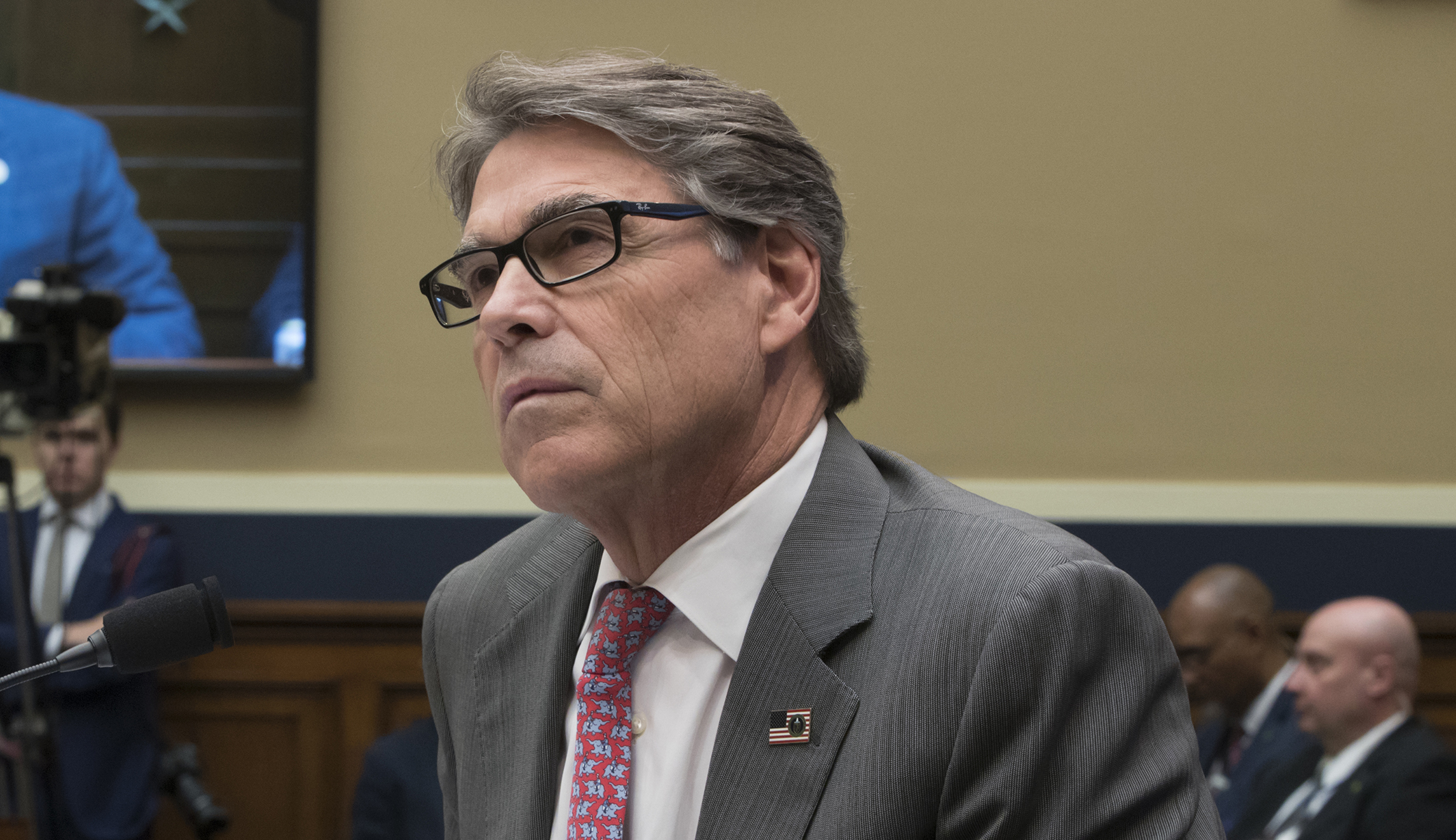 Rick Perry beefs up nuclear weapons spending over renewables in fiscal 2019 budget