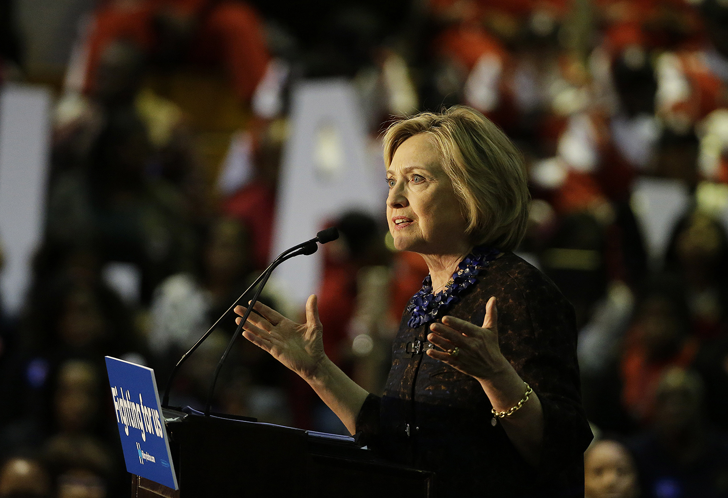 At Orlando rally, Clinton decries shooting deaths of African-Americans