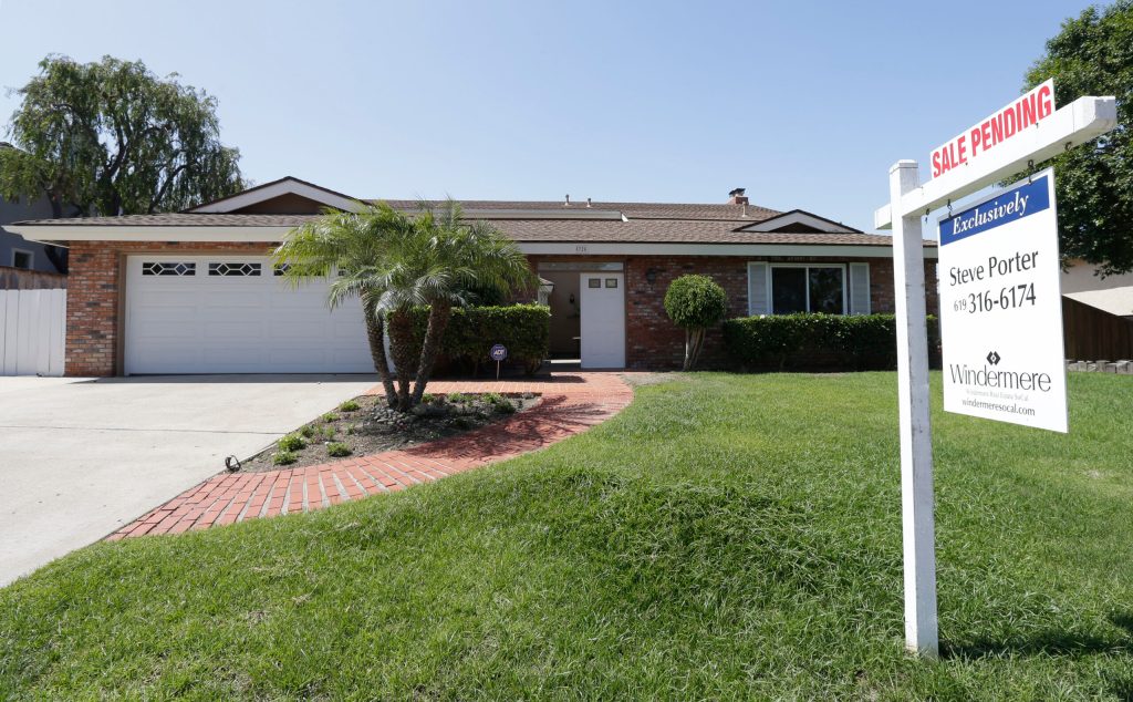 Average rate on 30-year US mortgage stays 4.4 pct.