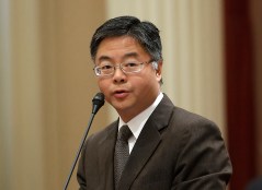 Top House Dem demands investigation into massive cellular network vulnerability