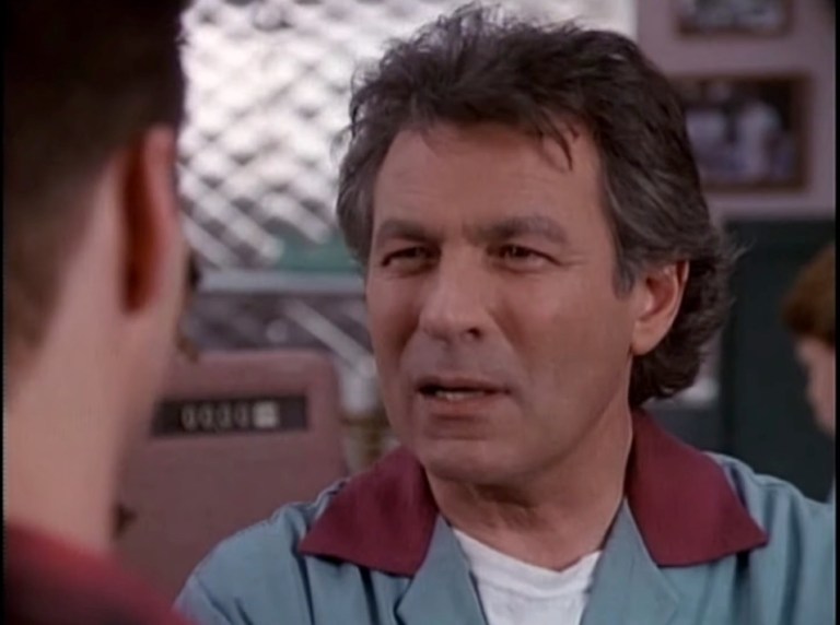 SEE IT: 90210 cast pays tribute to late Joe E. Tata