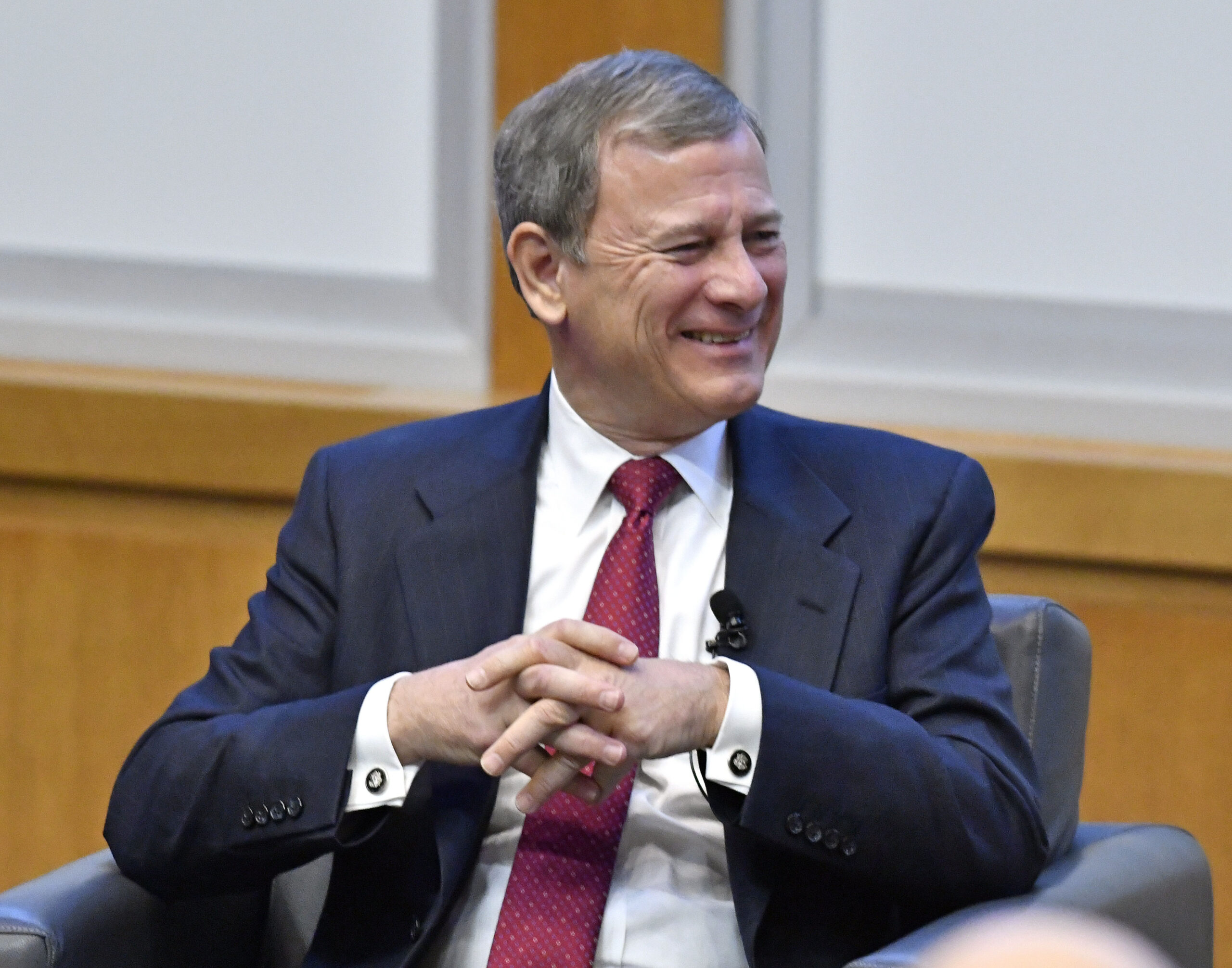 Supreme Court’s financial disclosures: Roberts sells Microsoft, Ginsburg’s book rakes it in