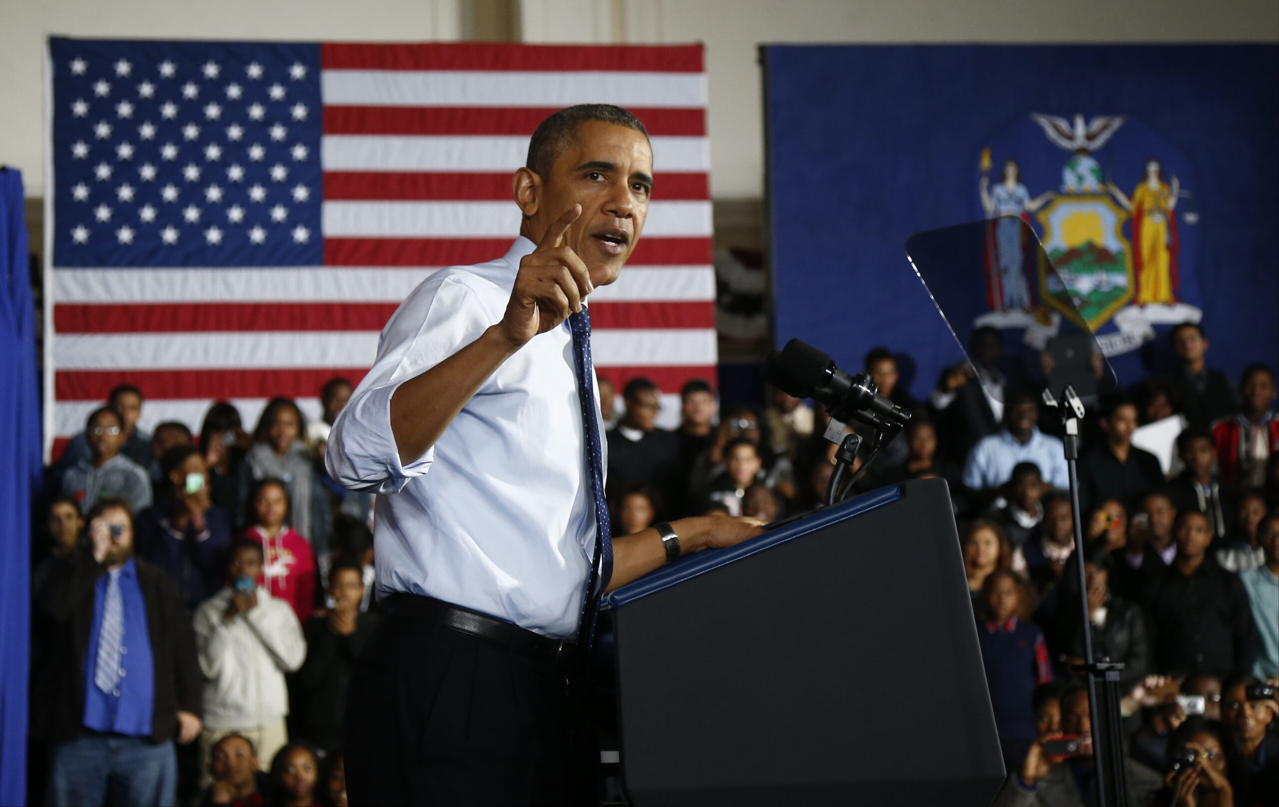 Obama warns GOP against further spending cuts