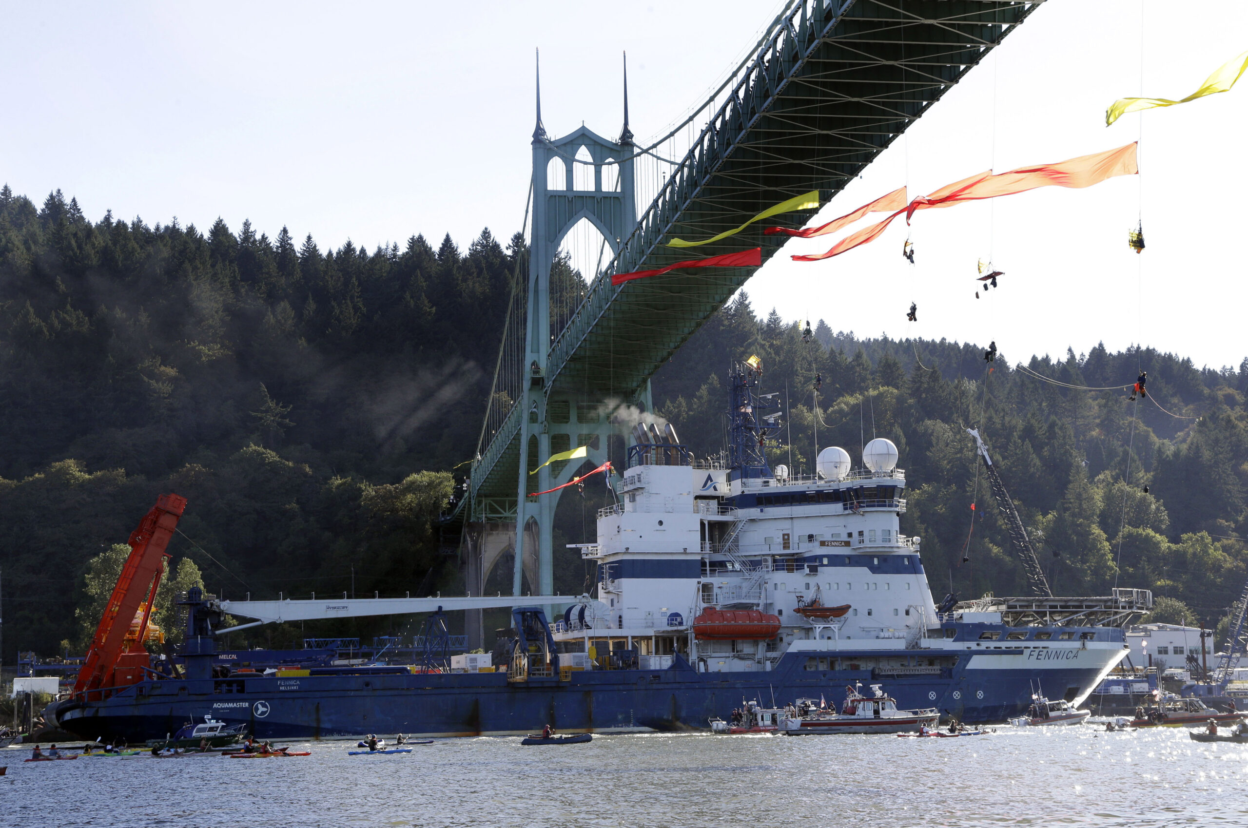 Green groups cheer Shell’s move to leave the Arctic