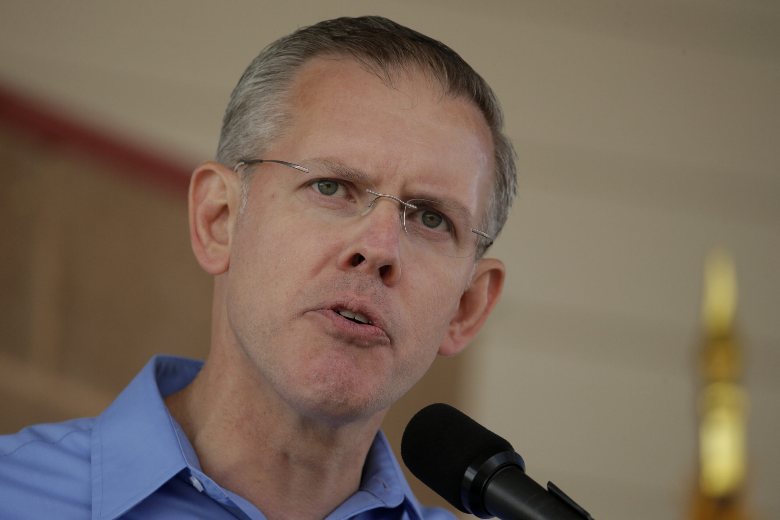 Kansas Democratic candidate explains 1998 strip club incident
