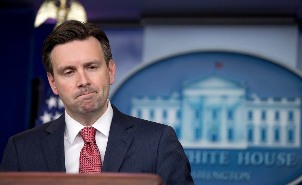 White House blames Clinton controversy on ‘conservative’ author