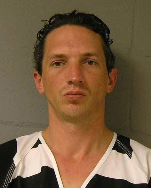   This undated photo provided by the FBI shows Israel Keyes. Keyes committed suicide in an Alaska jailhouse Sunday, leaving behind an incomplete picture of a loner who traveled the country for more than a decade, picking victims at random and methodically killing them. (AP Photo/FBI)  