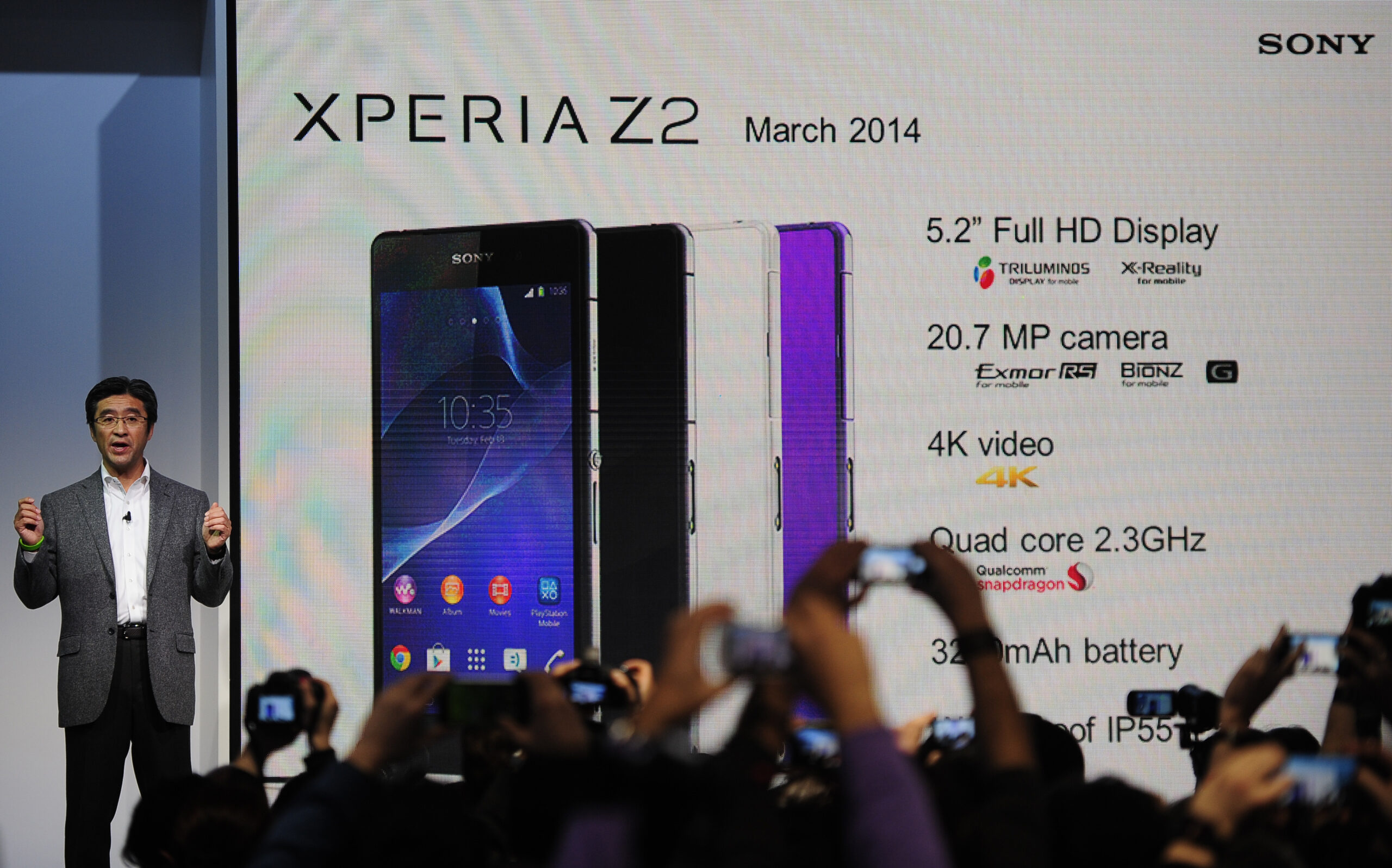 Sony showcases phone with ultra-HD video recording
