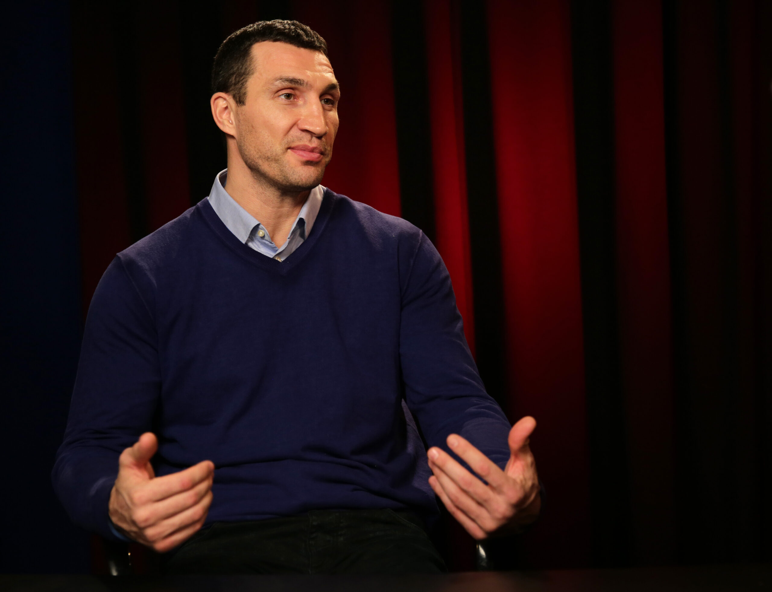 Boxer Klitschko draws attention to Ukraine crisis
