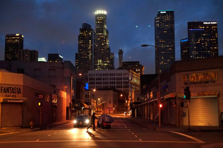 AP survey: US income gap is holding back economy