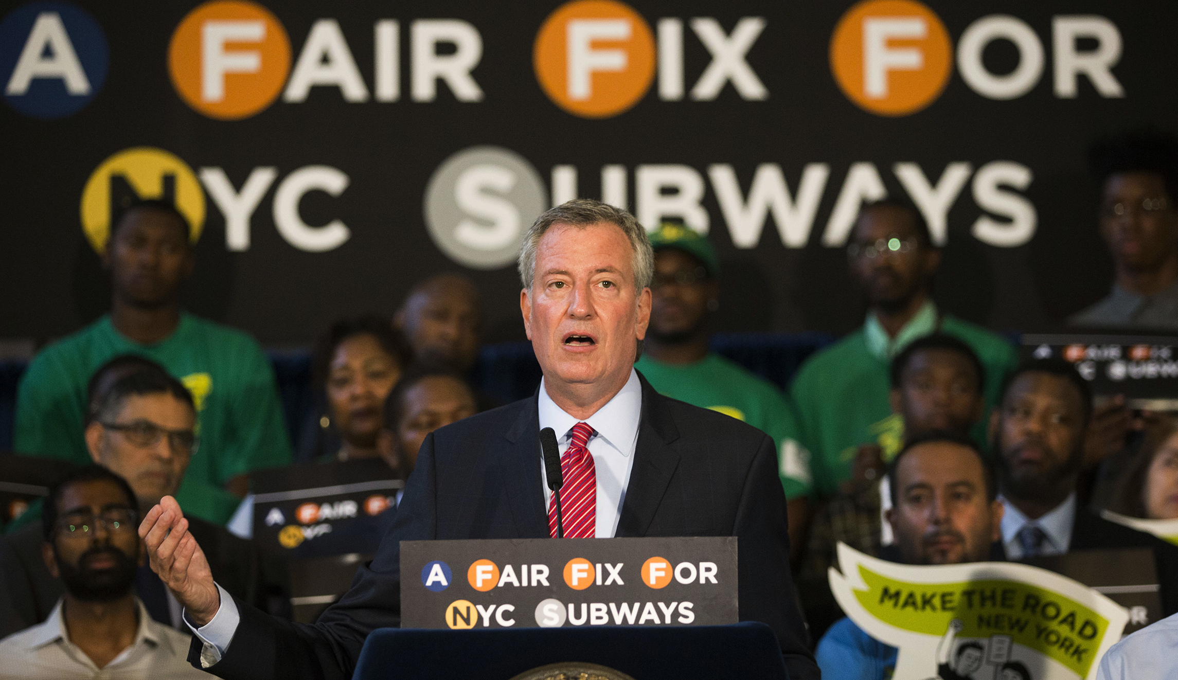 Bill de Blasio puts unions before New York commuters