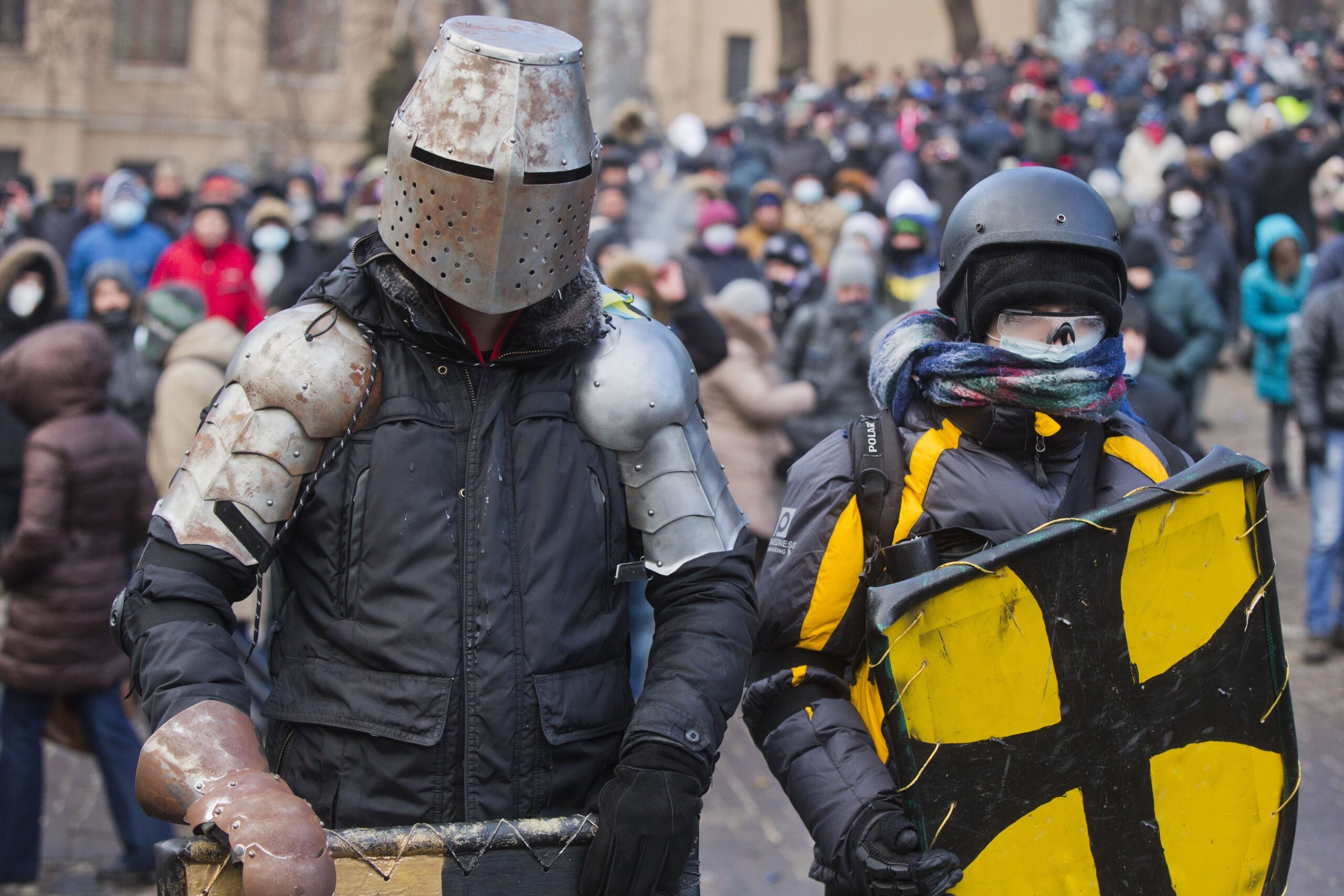 In Ukraine, protests resemble Medieval battle