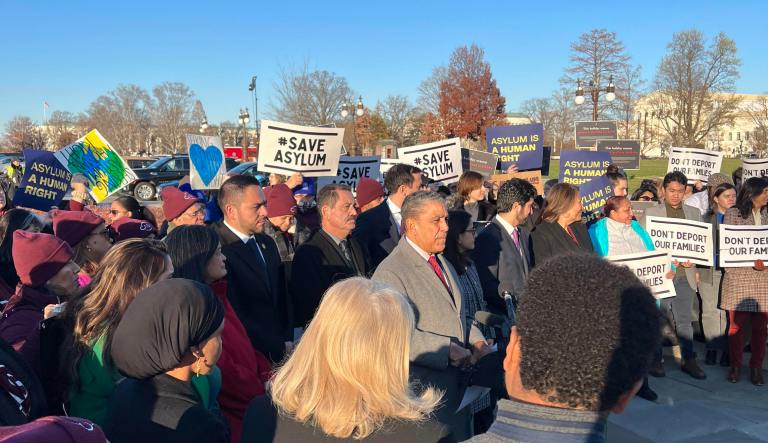 Progressives warn Biden against trading border reforms for Ukraine aid