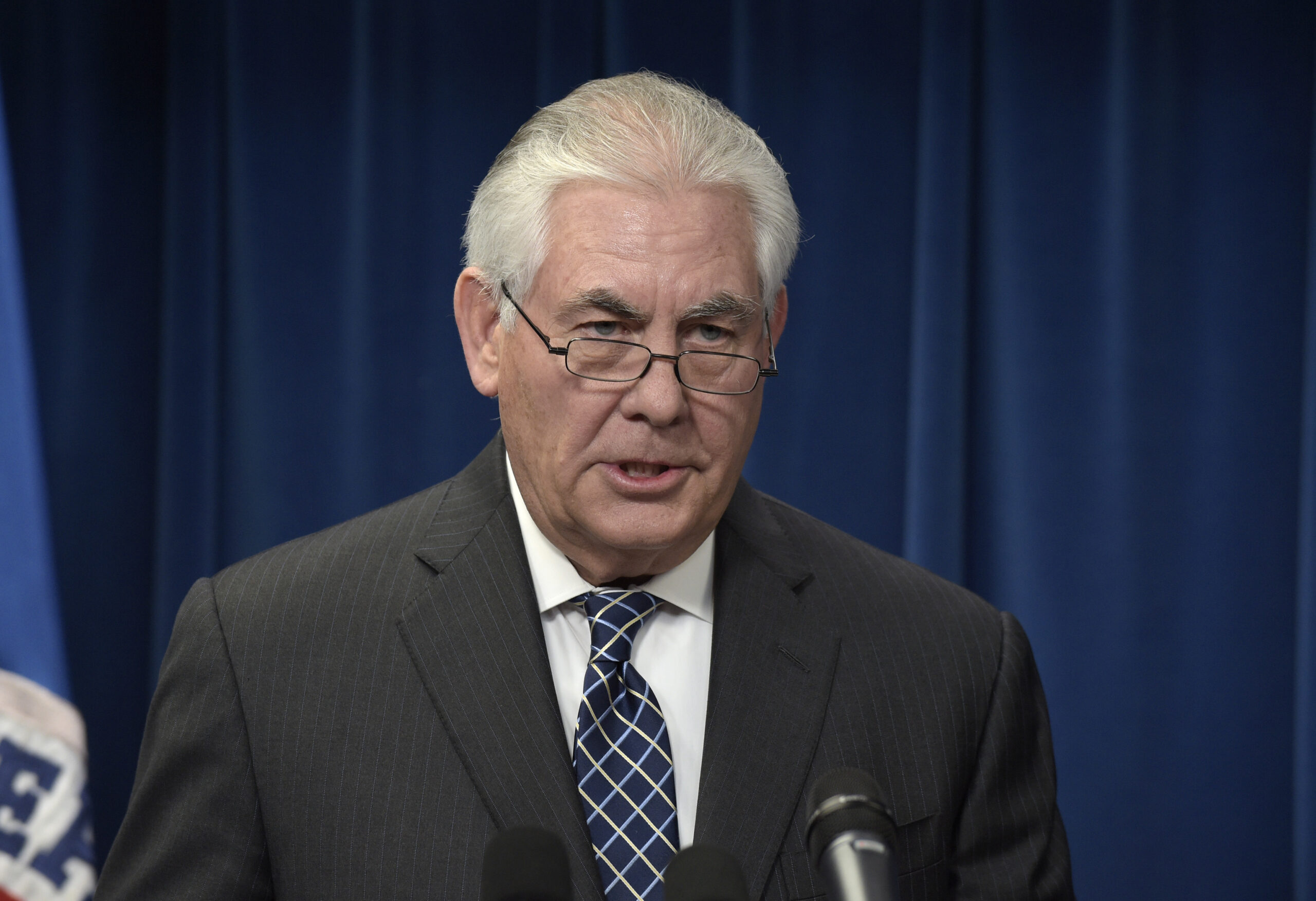 Tillerson accused of having email alias as Exxon CEO