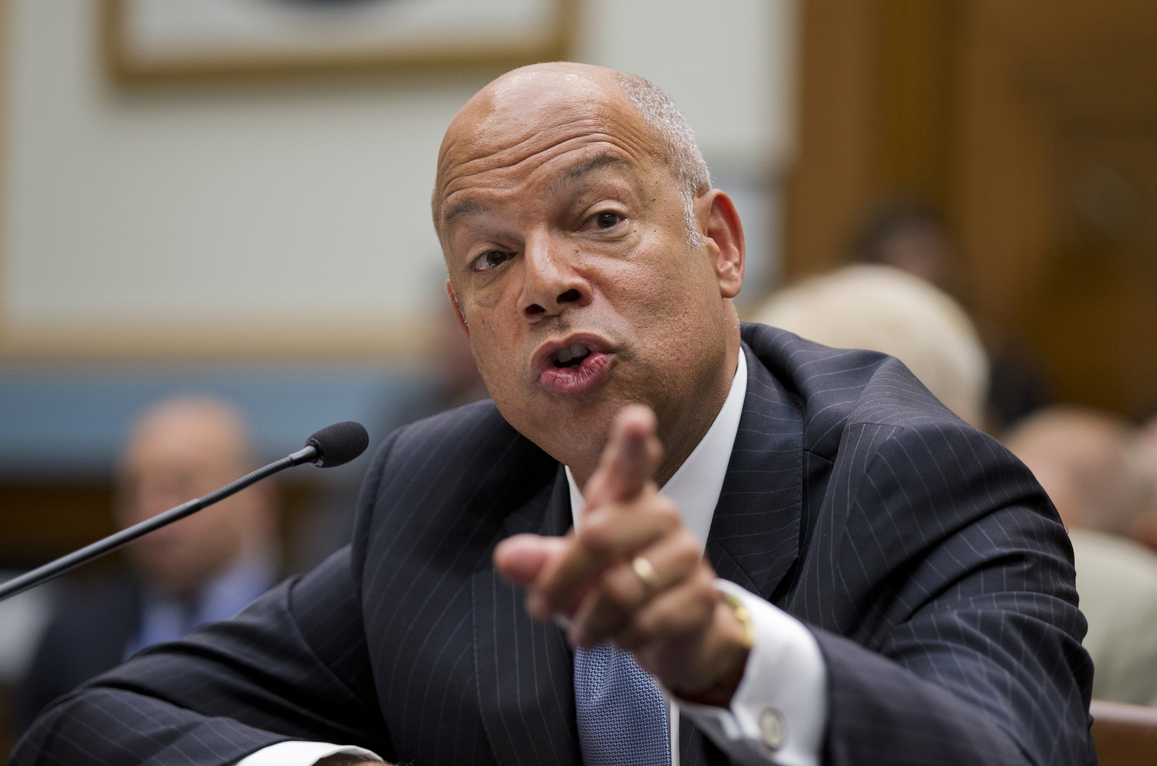 DHS hunts leakers after embarrassing Senate hearing