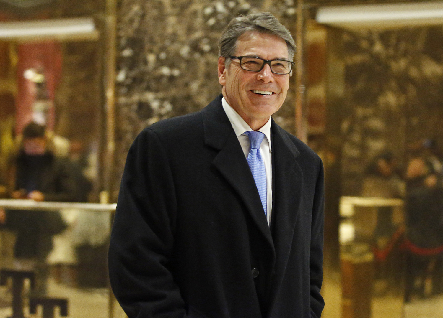 Trump expected to pick Perry to lead energy department