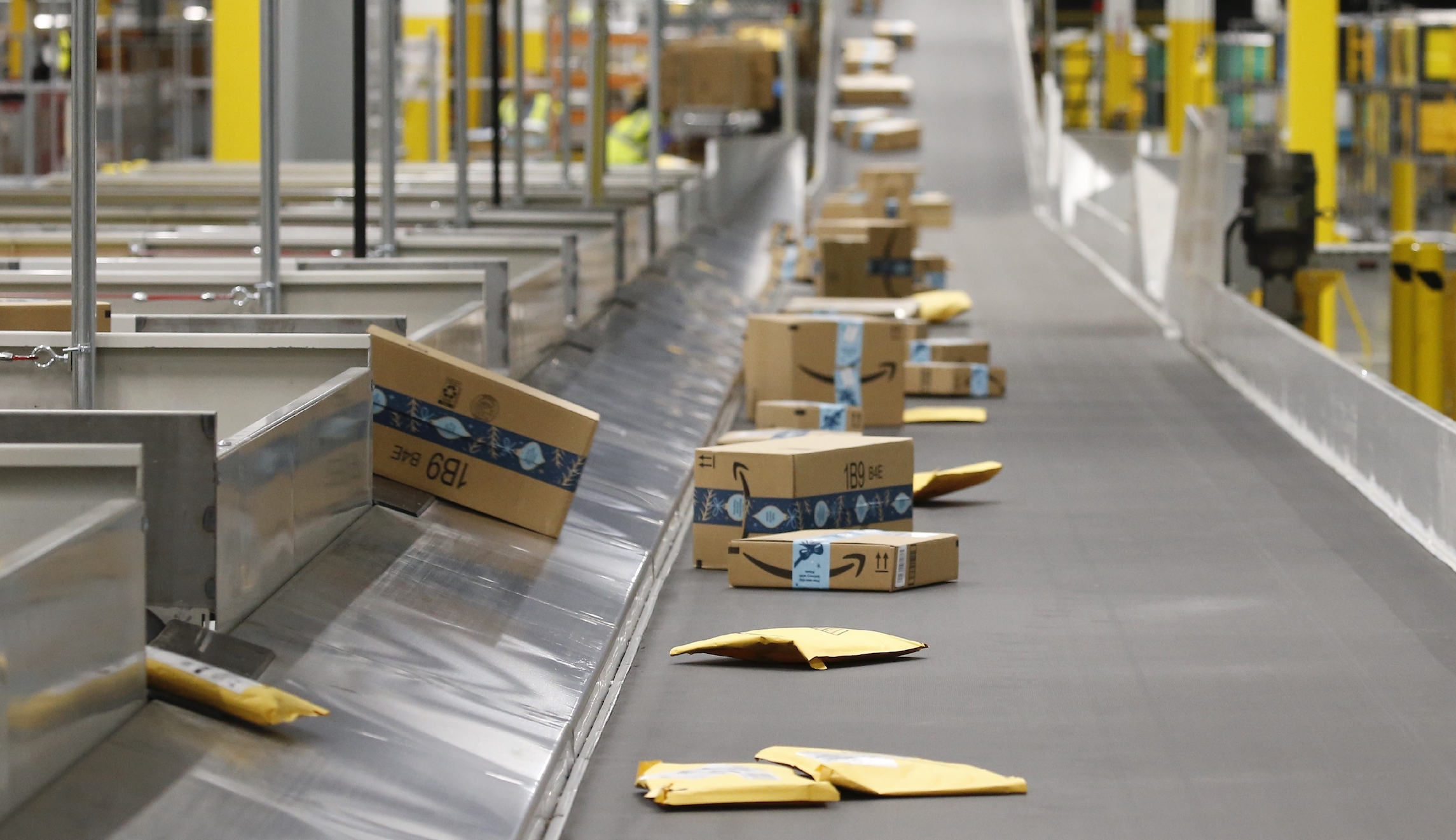 Amazon confirms first coronavirus case in one of its US warehouses