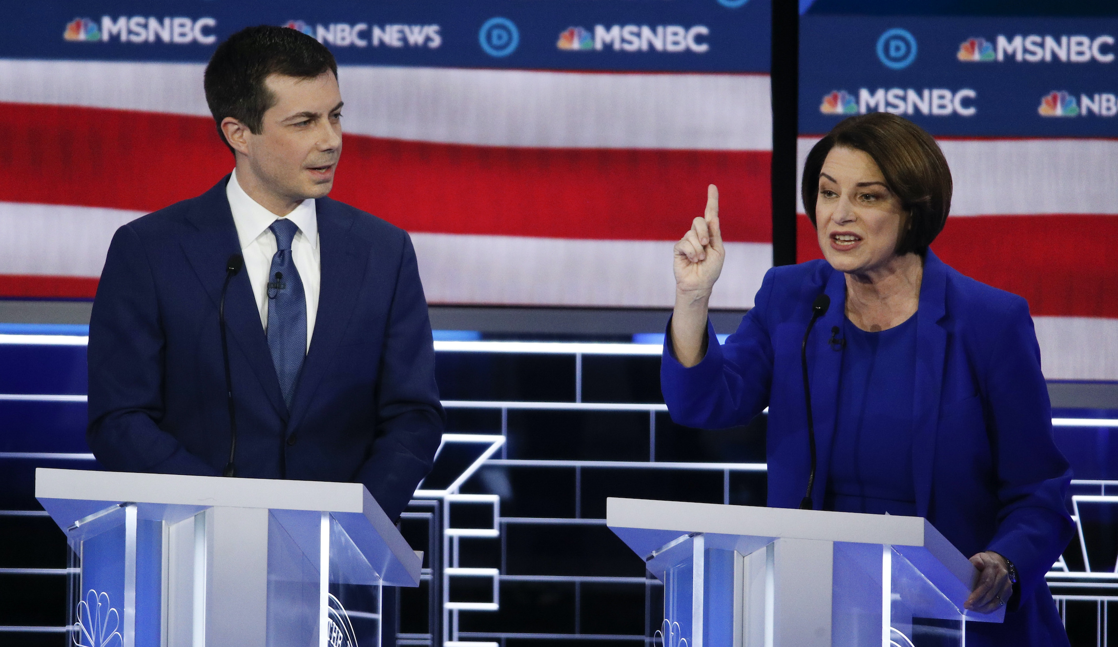 No, Klobuchar isn’t ‘homophobic’ for looking down at Buttigieg