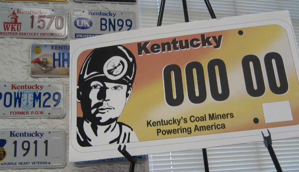Judge rules that driver can have ‘IM GOD’ license plate in Kentucky