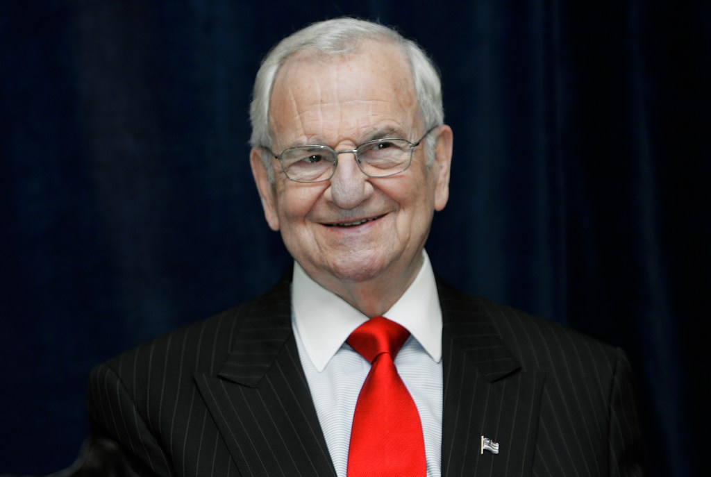 Lee Iacocca dead at 94