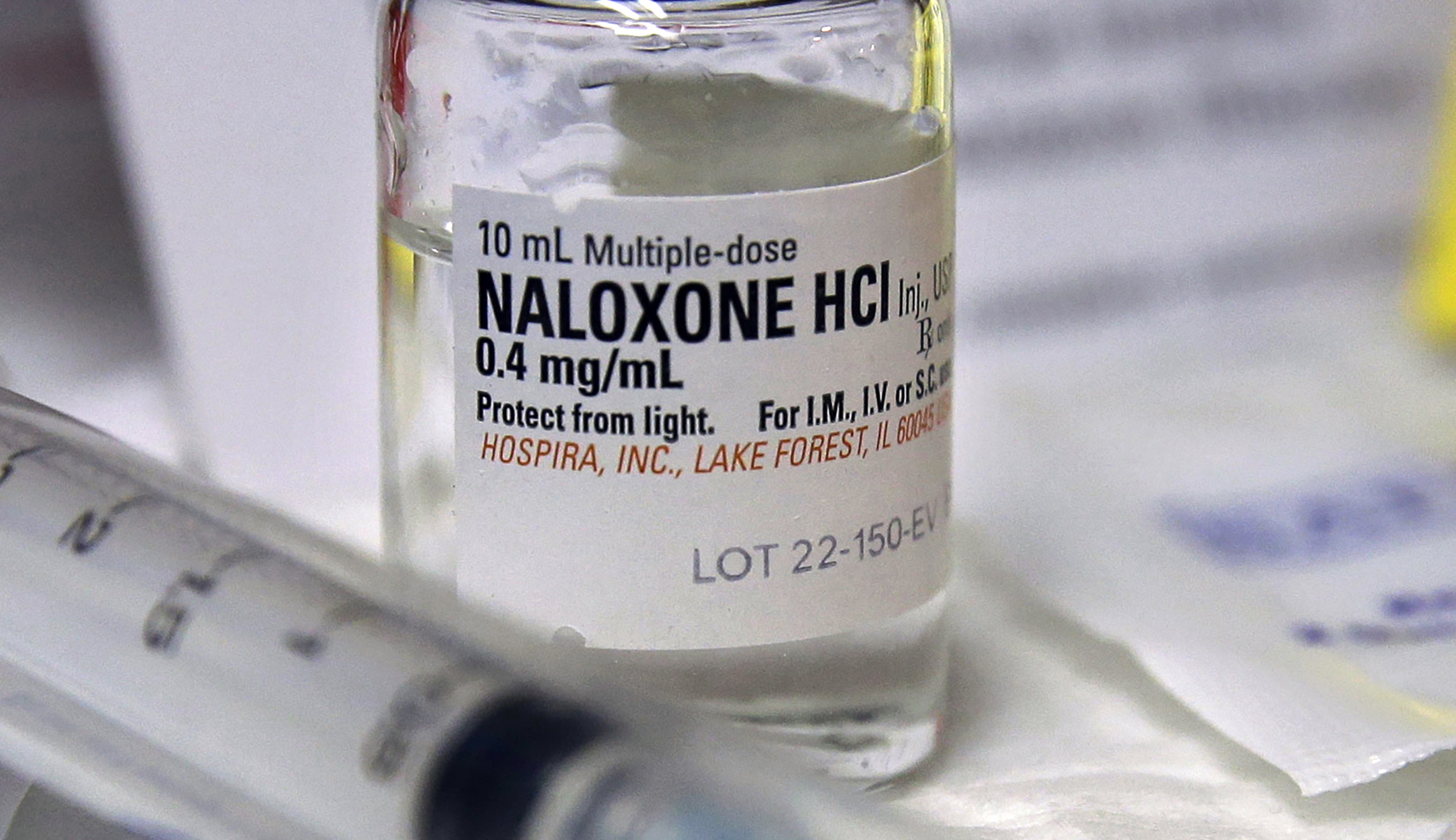 Surgeon general urges public to stock opioid overdose antidote