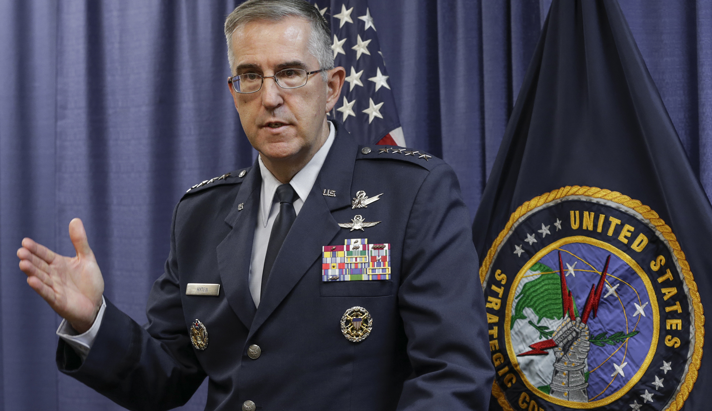 Top US commander says he would not recommend an immediate response if Russian nukes were heading to US