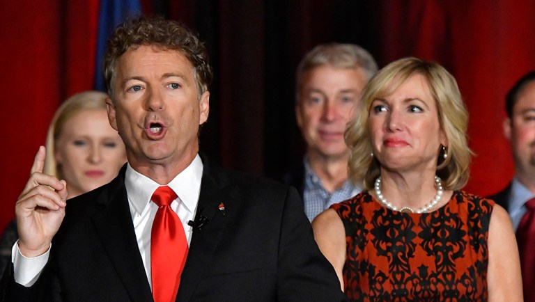 Sen. Rand Paul, R-Ky. addresses the crowd with his wife Kelley Paul.