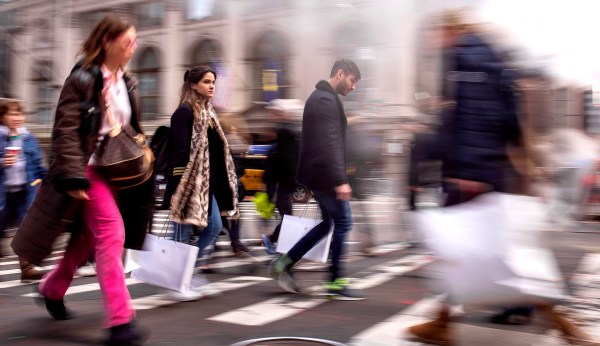 Retailers plan for blockbuster holiday season despite tariff overhang
